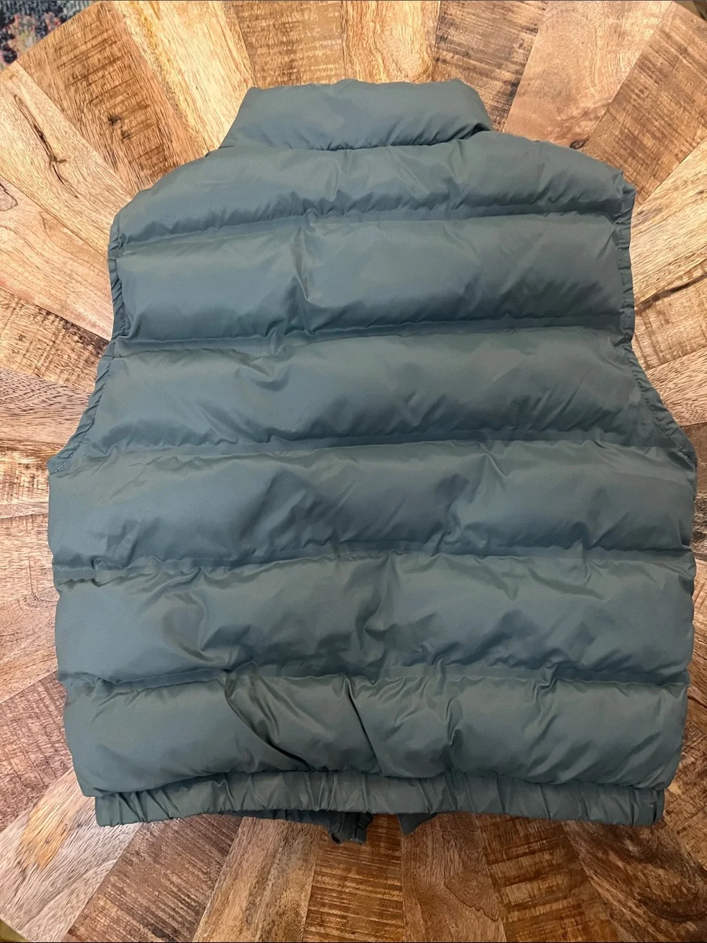 Zara Kids Puffer Vest in Dark Green